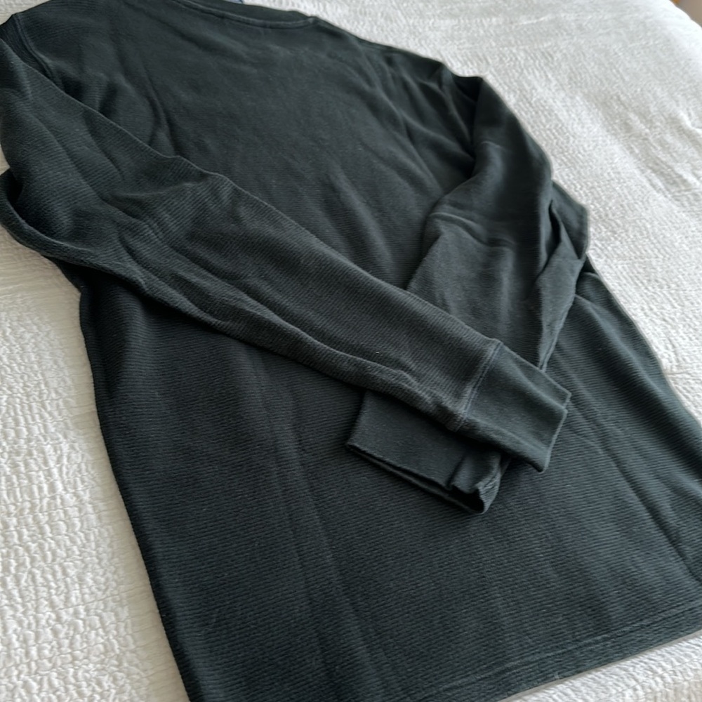 Polo Ralph Lauren, men’s crewneck, thermal, long sleeve, Medium, smoke free home - Picture 4 of 4
